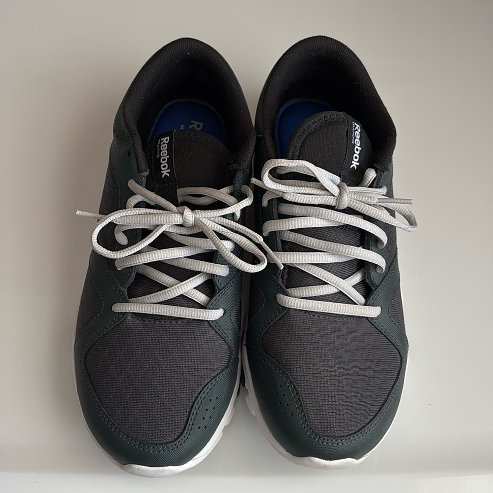 Women Reebok Shoes